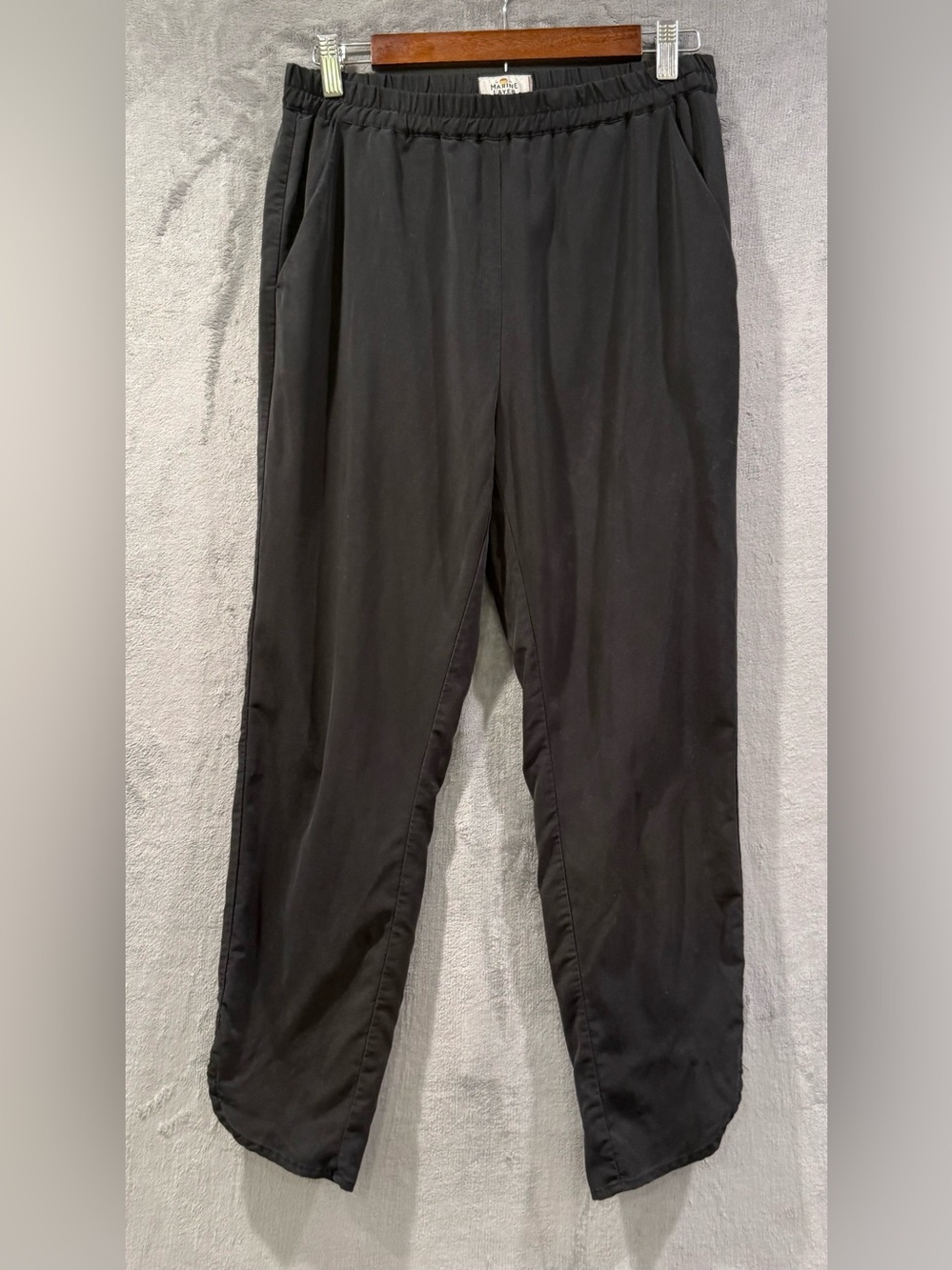 Marine Layer Allison Pant Womens Size M Black Elastic Waist Tulip Hem Jogger
